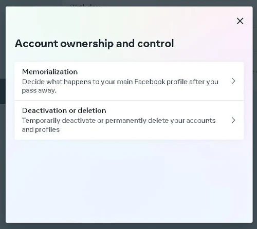 selectarea opțiunii de ștergerea contului de Facebook sau de dezactivare